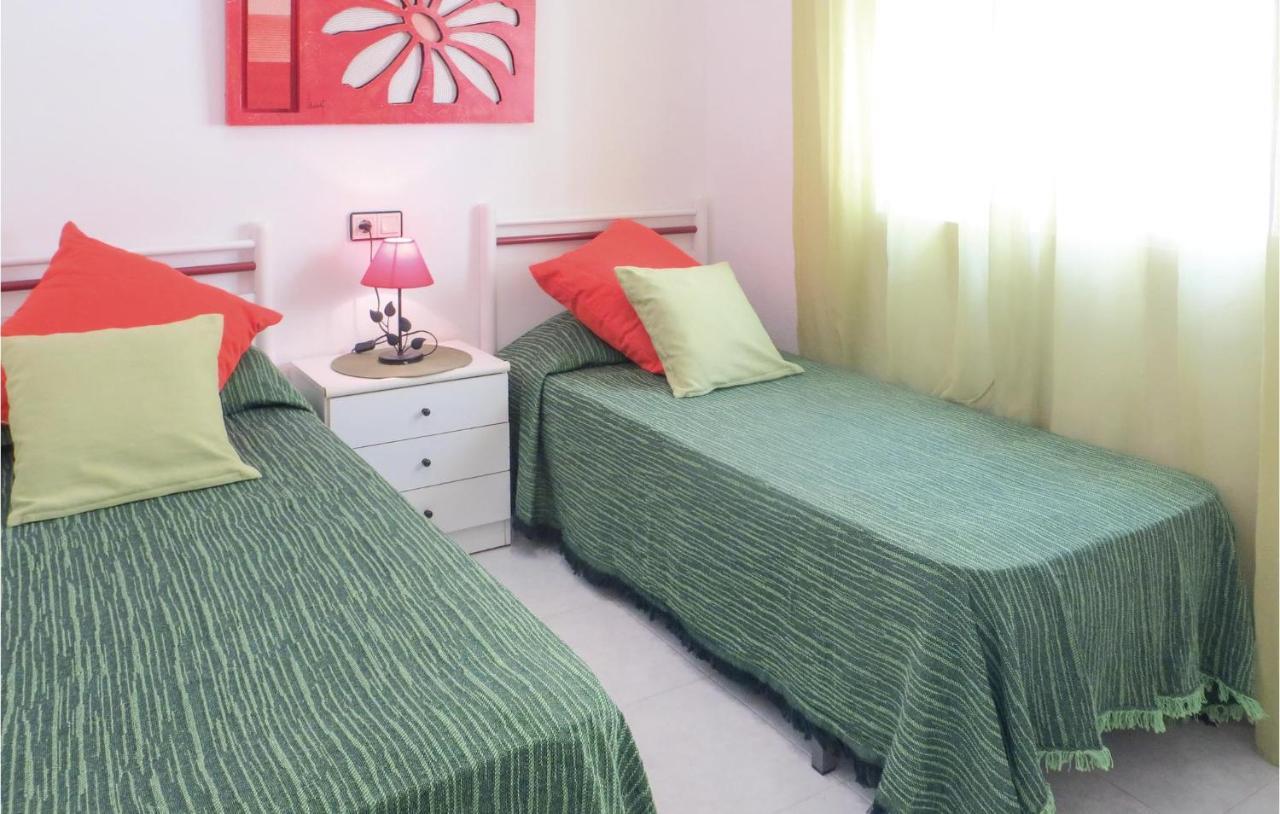 Amazing Apartment In Torrevieja With Kitchen Ngoại thất bức ảnh